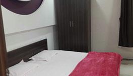 Hotel Holiday Era Lodging - Premium-ac-room