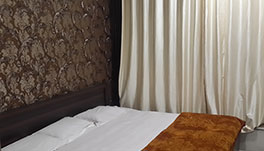 Hotel Holiday Era Lodging - Aurangabad - Executive-Triple-Room